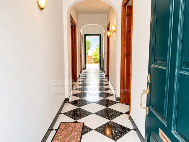 2 quarto Casa em Banda para venda em Es Castell - 398 000 € (Ref: 9878787)