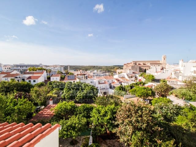 3 soveværelse Byhus til salg i Mahón / Maó - € 450.000 (Ref: 9884773)