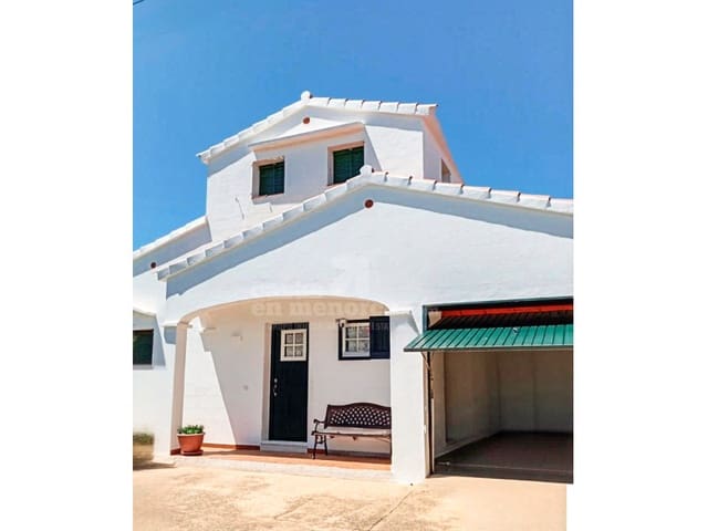 3 camera da letto Finca/Casa di Campagna in vendita in Trebaluger, Es Castell con piscina garage - 690.000 € (Rif: 9884774)
