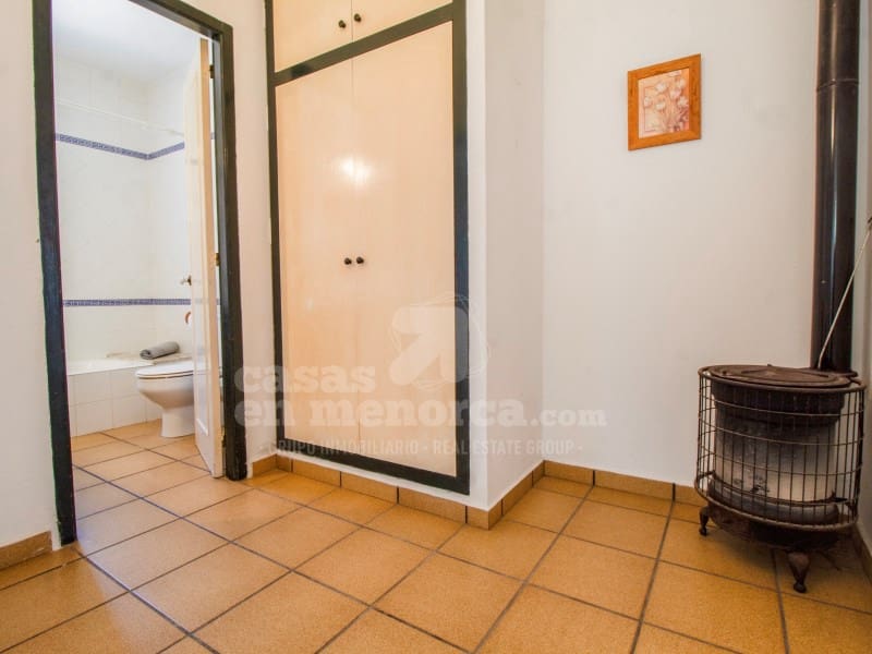 3 sypialnia Finka/Dom wiejski na sprzedaż w Trebaluger z basenem garażem - 690 000 € (Ref: 9884774)
