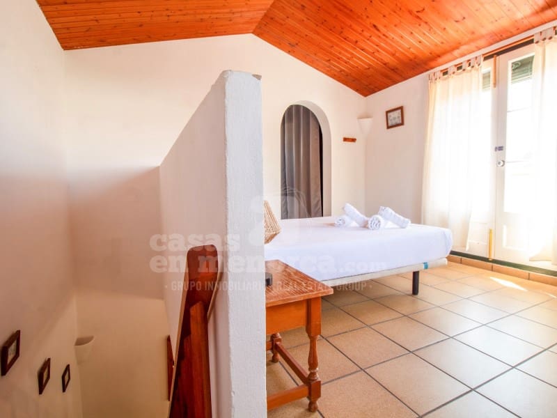 3 sypialnia Finka/Dom wiejski na sprzedaż w Trebaluger z basenem garażem - 690 000 € (Ref: 9884774)
