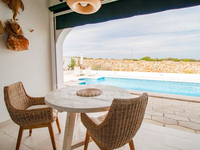 4 bedroom Villa for sale in Cala'n Porter with pool - € 525,000 (Ref: 9890018)