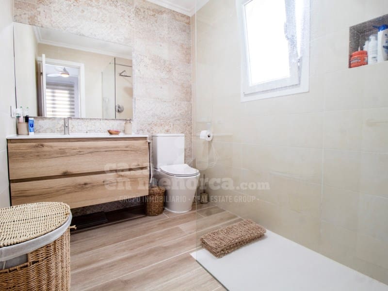 4 bedroom Villa for sale in Cala'n Porter with pool - € 525,000 (Ref: 9890018)