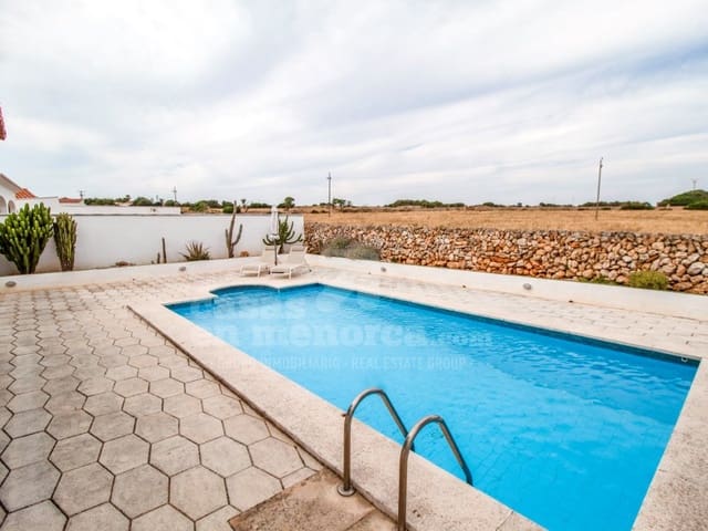 4 bedroom Villa for sale in Cala'n Porter, Alayor / Alaior - € 525,000 (Ref: 9890018)