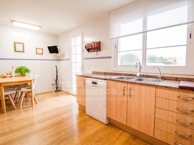 4 quarto Casa em Banda para venda em Mahón / Maó com garagem - 612 000 € (Ref: 9890020)