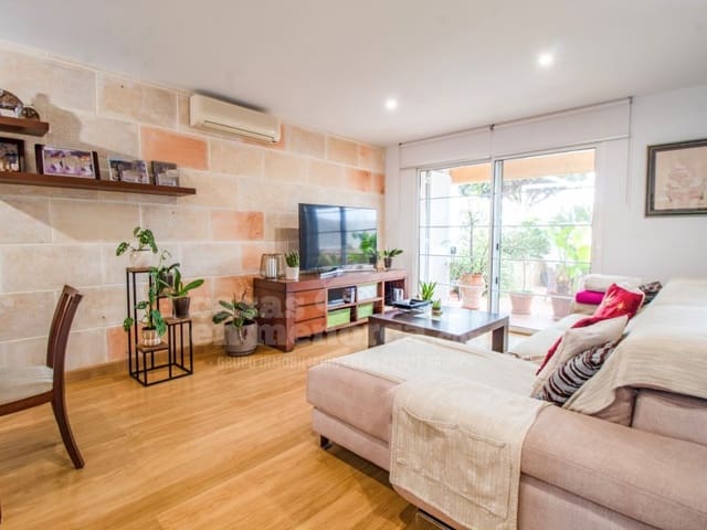 4 quarto Casa em Banda para venda em Mahón / Maó com garagem - 612 000 € (Ref: 9890020)