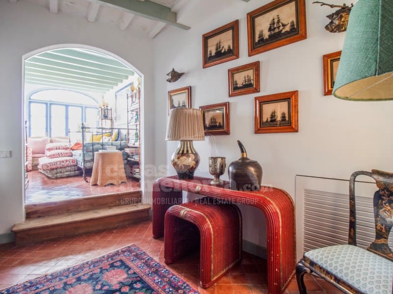 5 bedroom Townhouse for sale in Mahon / Mao with garage - € 2,625,000 (Ref: 9890021)