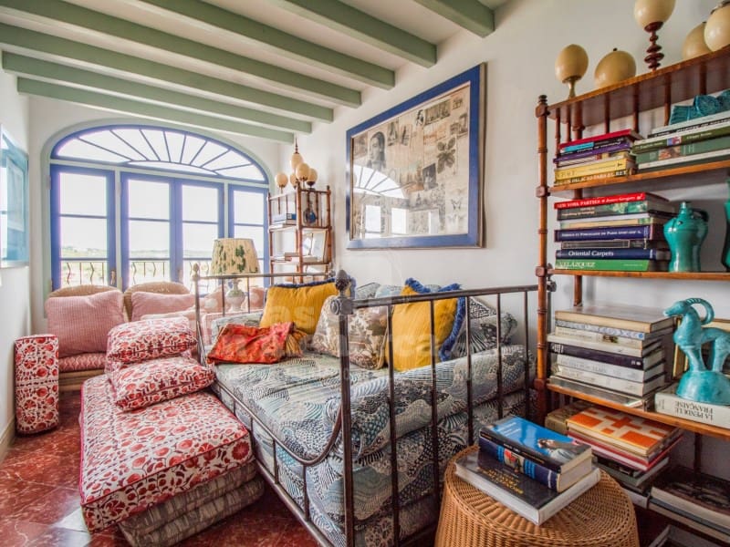 5 bedroom Townhouse for sale in Mahon / Mao with garage - € 2,625,000 (Ref: 9890021)