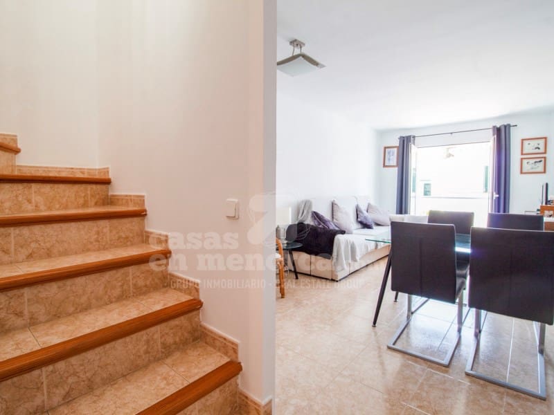 Apartamento de 2 habitaciones en Es Castell en venta con piscina - 295.000 € (Ref: 9892349)