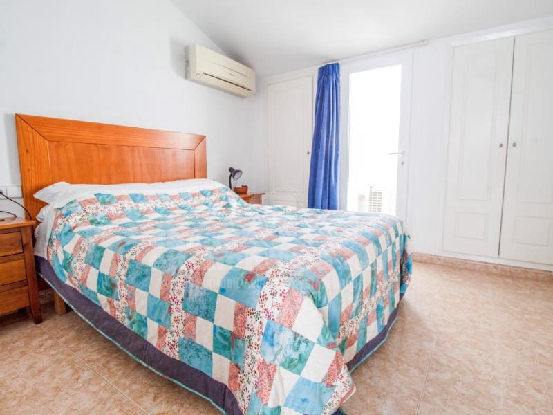 Apartamento de 2 habitaciones en Es Castell en venta con piscina - 295.000 € (Ref: 9892349)