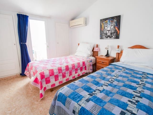 2 bedroom Apartment for sale in Es Castell - € 295,000 (Ref: 9892349)