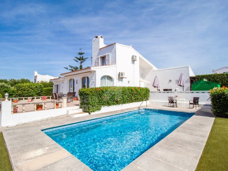 4 Zimmer Villa zu verkaufen in Binibeca mit Pool Garage - 950.000 € (Ref: 9899279)