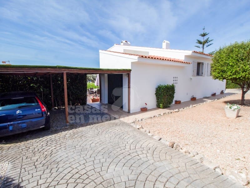 4 Zimmer Villa zu verkaufen in Binibeca mit Pool Garage - 950.000 € (Ref: 9899279)