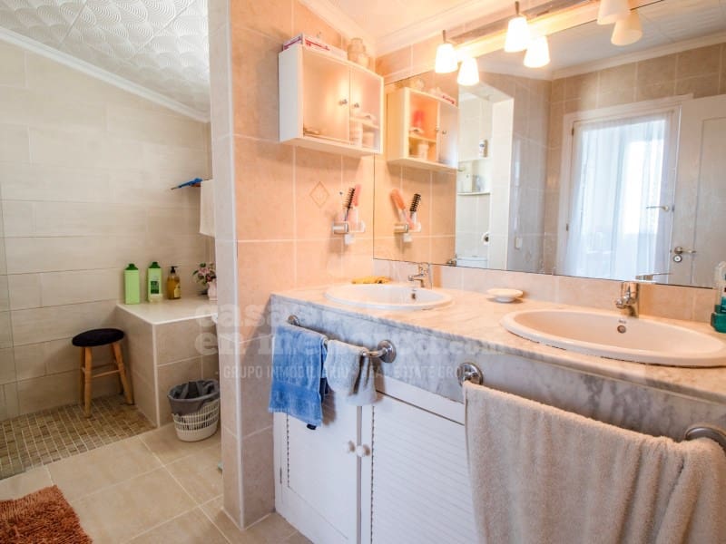 4 Zimmer Villa zu verkaufen in Binibeca mit Pool Garage - 950.000 € (Ref: 9899279)
