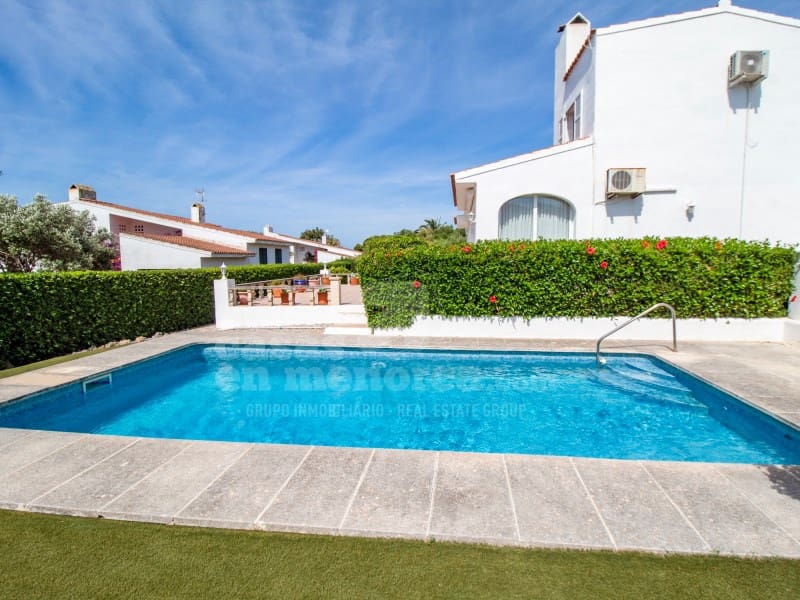 4 Zimmer Villa zu verkaufen in Binibeca mit Pool Garage - 950.000 € (Ref: 9899279)