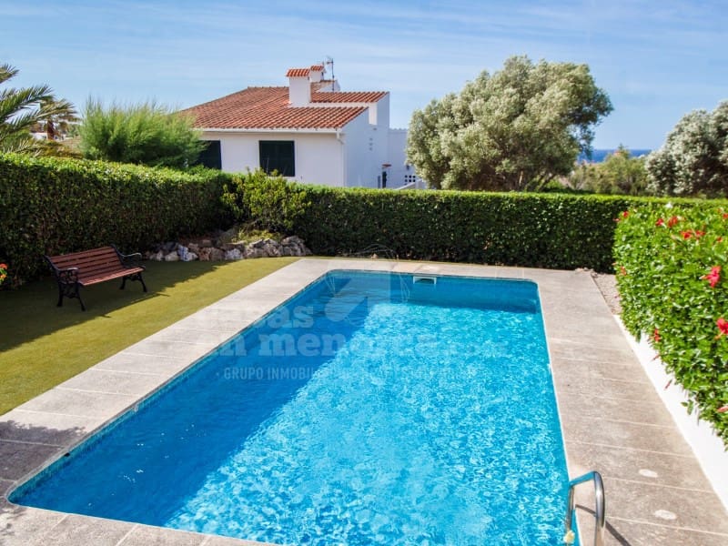 4 Zimmer Villa zu verkaufen in Binibeca mit Pool Garage - 950.000 € (Ref: 9899279)
