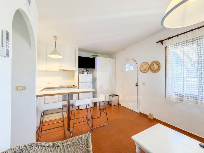 2 slaapkamer Appartement te koop in Alayor / Alaior met zwembad - € 305.000 (Ref: 9907579)