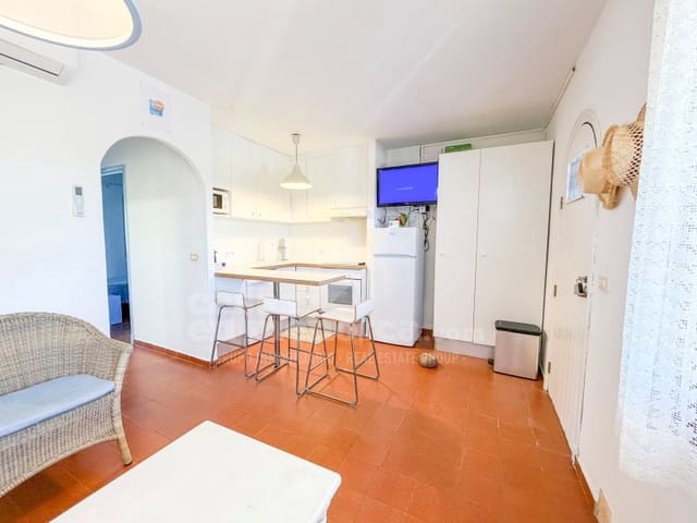 2 slaapkamer Appartement te koop in Alayor / Alaior met zwembad - € 305.000 (Ref: 9907579)