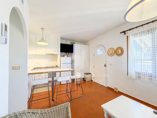 2 slaapkamer Appartement te koop in Alayor / Alaior met zwembad - € 305.000 (Ref: 9907579)