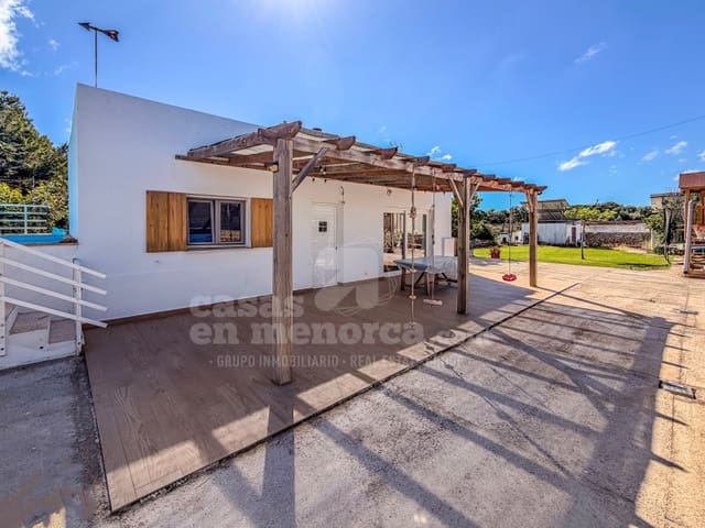 3 sypialnia Finka/Dom wiejski na sprzedaż w Cala Blanca, Ciutadella de Menorca z basenem - 595 000 € (Ref: 9910409)