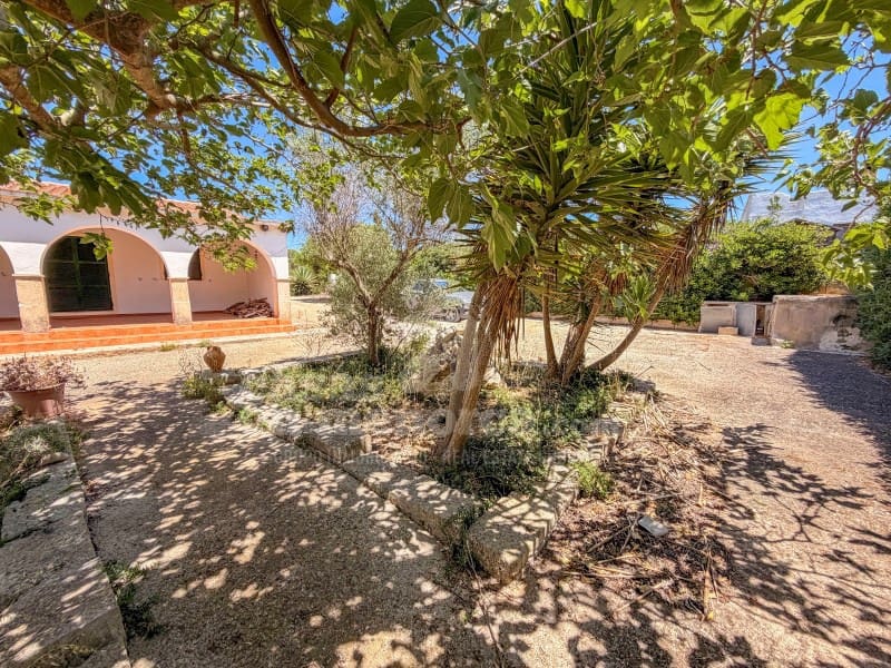 4 Zimmer Finca/Landgut zu verkaufen in Cala Morell - 670.000 € (Ref: 9912763)