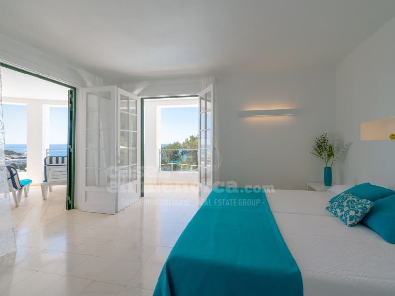 3 sovrum Villa till salu i Sant Tomas med pool garage - 2 700 000 € (Ref: 9912764)
