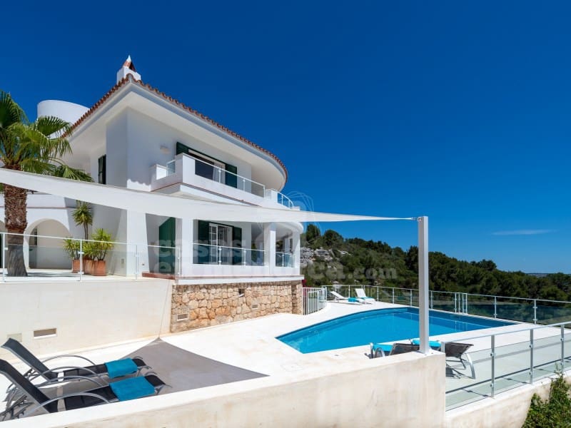 3 sovrum Villa till salu i Sant Tomas med pool garage - 2 700 000 € (Ref: 9912764)