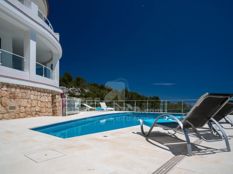 3 sovrum Villa till salu i Sant Tomas med pool garage - 2 700 000 € (Ref: 9912764)