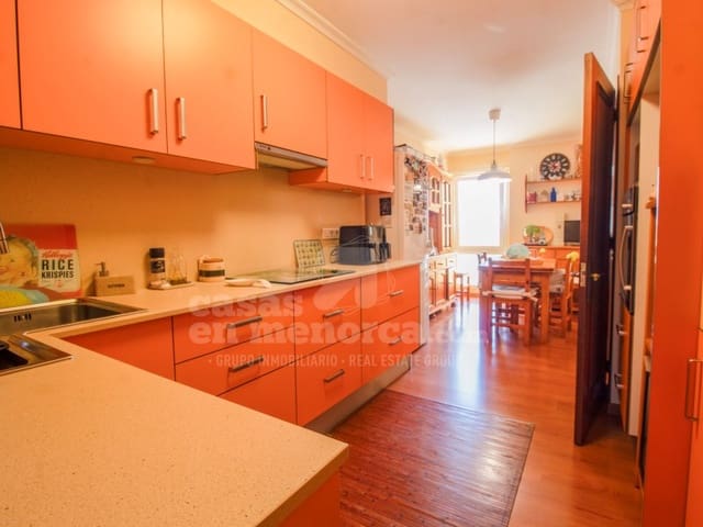 4 Zimmer Wohnung zu verkaufen in Mahón / Maó mit Pool - 586.000 € (Ref: 9920074)