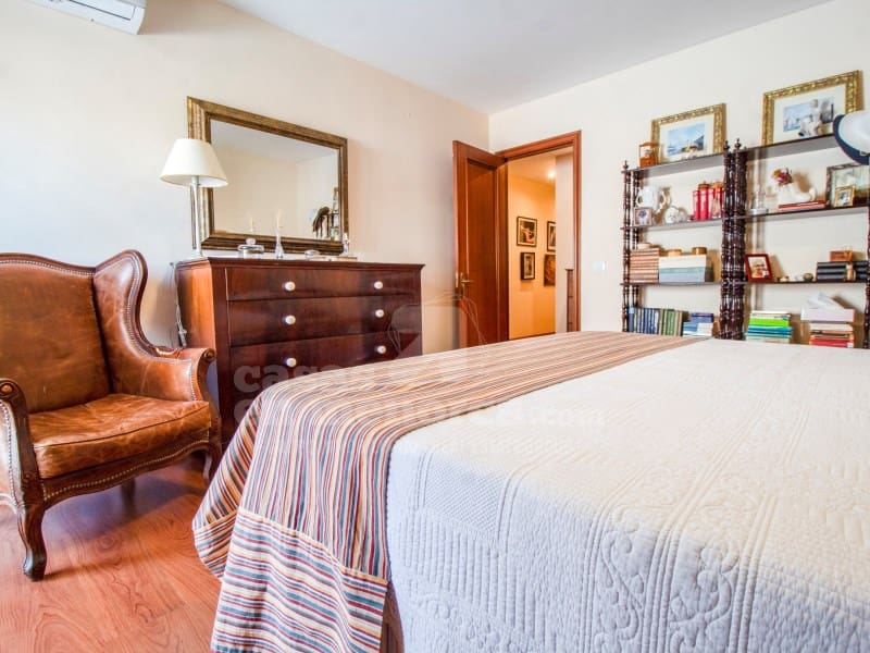 4 bedroom Flat for sale in Mahon / Mao with pool - € 586,000 (Ref: 9920074)