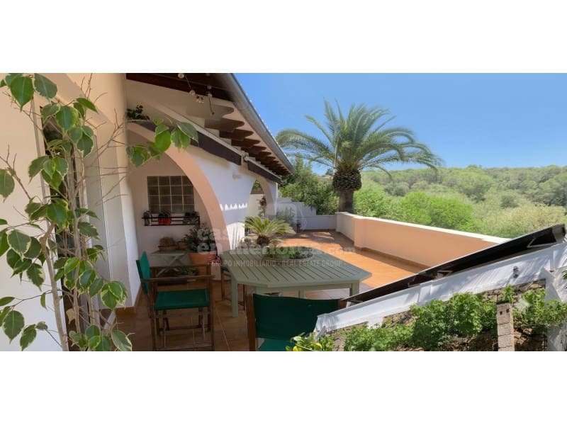 2 bedroom Townhouse for sale in Cala Blanca with garage - € 650,000 (Ref: 9922287)