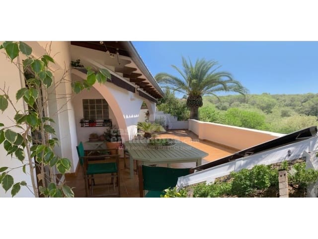 2 bedroom Townhouse for sale in Cala Blanca, Ciutadella de Menorca with garage - € 650,000 (Ref: 9922287)