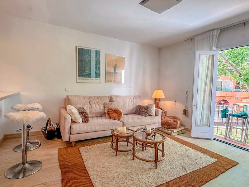 2 bedroom Apartment for sale in Es Castell - € 260,000 (Ref: 9929035)