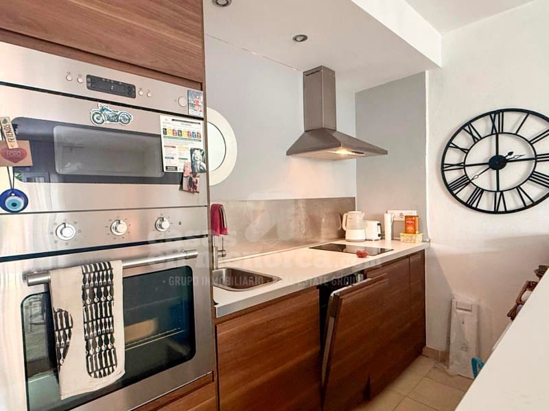2 bedroom Apartment for sale in Es Castell - € 260,000 (Ref: 9929035)