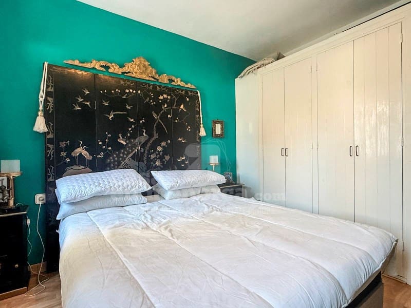 2 bedroom Apartment for sale in Es Castell - € 260,000 (Ref: 9929035)