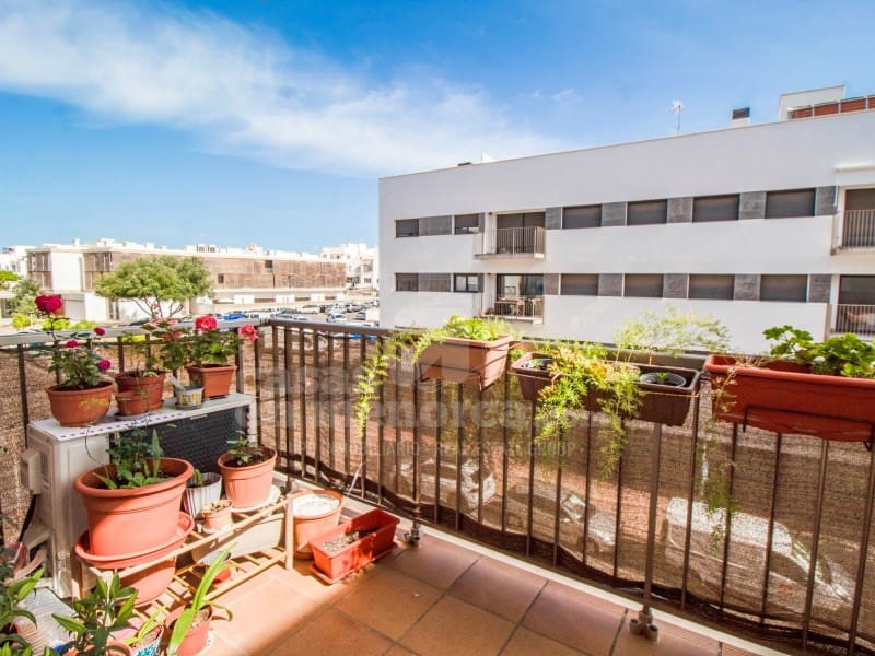 3 Zimmer Wohnung zu verkaufen in Mahon / Mao - 395.000 € (Ref: 9941993)