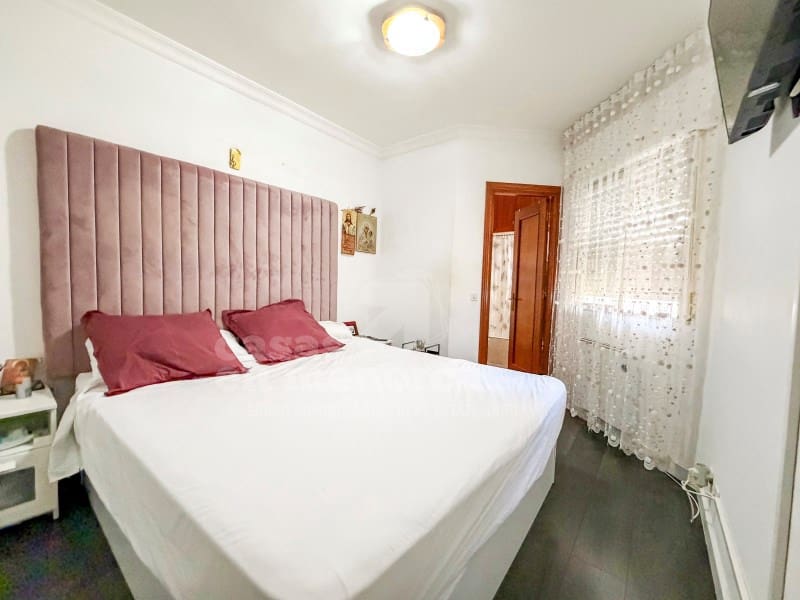 4 makuuhuone Asunto myytävänä paikassa Alayor / Alaior - 365 000 € (Ref: 9952313)