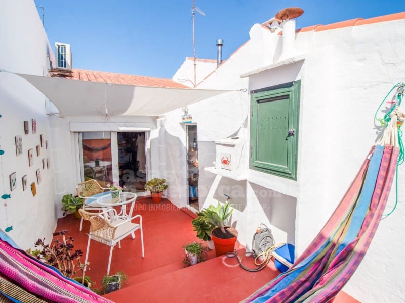2 soveværelse Byhus til salg i Mahon / Mao - € 350.000 (Ref: 9953900)