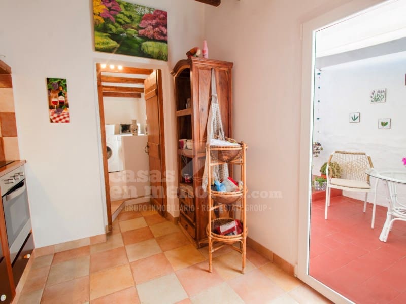 2 soveværelse Byhus til salg i Mahon / Mao - € 350.000 (Ref: 9953900)