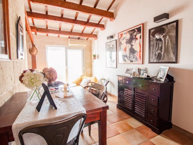 2 soveværelse Byhus til salg i Mahon / Mao - € 350.000 (Ref: 9953900)