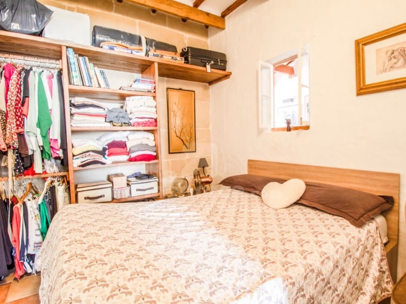 2 soveværelse Byhus til salg i Mahon / Mao - € 350.000 (Ref: 9953900)