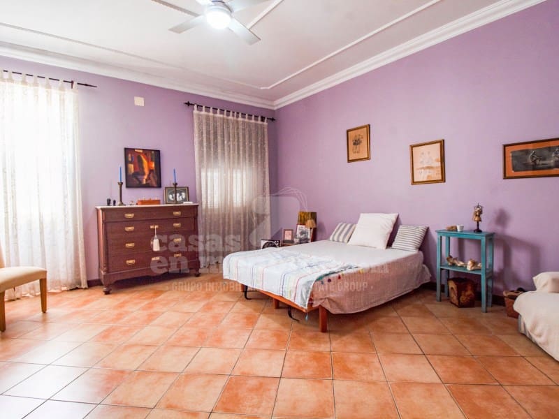 4 soverom Hus til salgs i Mahon / Mao med svømmebasseng - € 795 000 (Ref: 9953901)