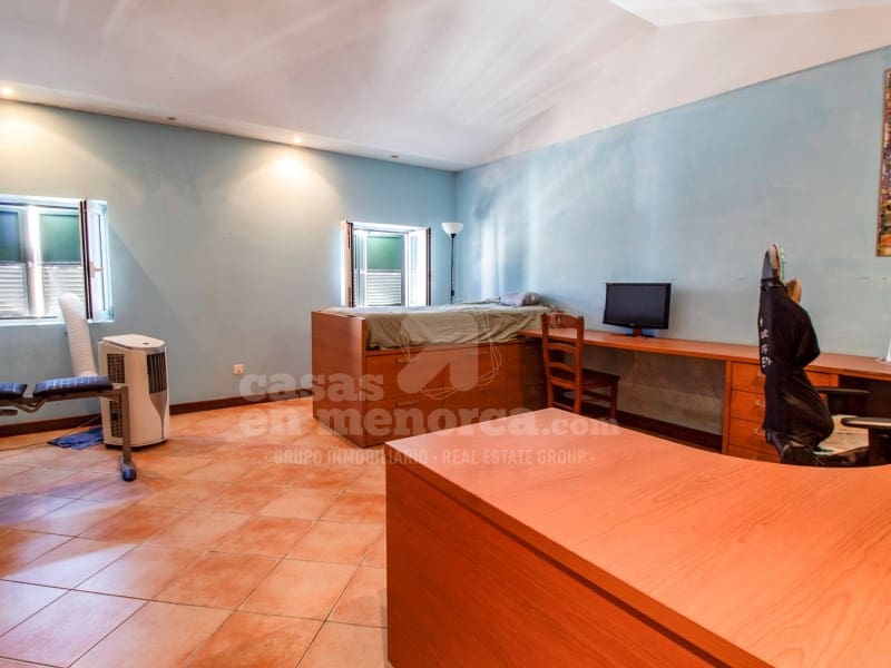 4 soverom Hus til salgs i Mahon / Mao med svømmebasseng - € 795 000 (Ref: 9953901)
