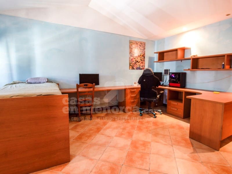 4 soverom Hus til salgs i Mahon / Mao med svømmebasseng - € 795 000 (Ref: 9953901)