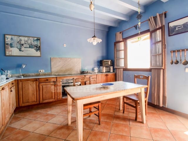 4 sovrum Hus till salu i Mahón / Maó med pool - 795 000 € (Ref: 9953901)