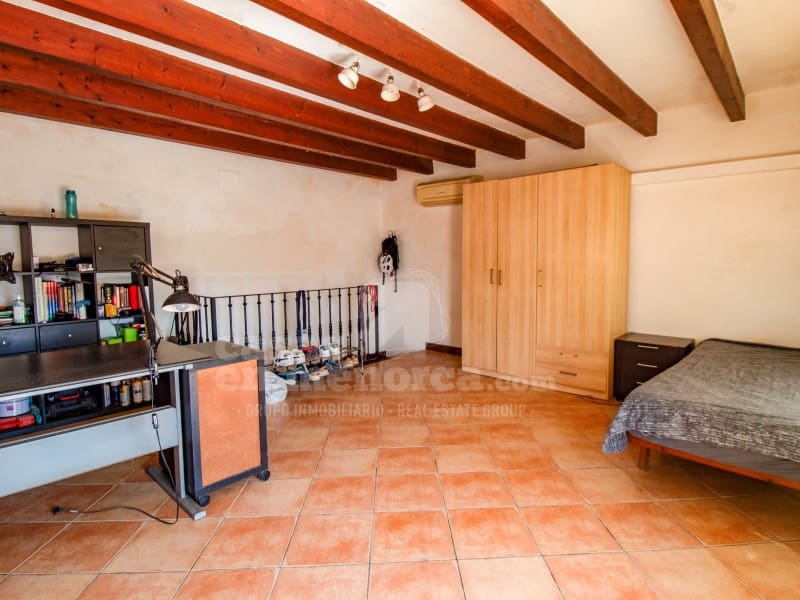 4 soverom Hus til salgs i Mahon / Mao med svømmebasseng - € 795 000 (Ref: 9953901)