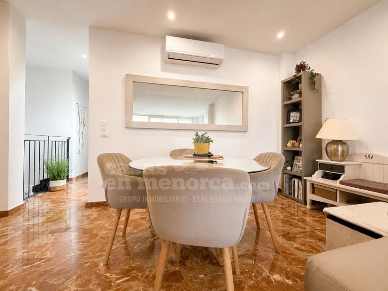 4 bedroom Flat for sale in Ciutadella de Menorca with garage - € 575,000 (Ref: 9959403)