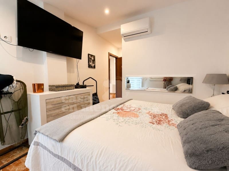 4 bedroom Flat for sale in Ciutadella de Menorca with garage - € 575,000 (Ref: 9959403)