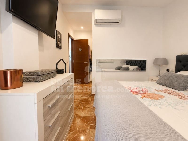 4 bedroom Flat for sale in Ciutadella de Menorca with garage - € 575,000 (Ref: 9959403)