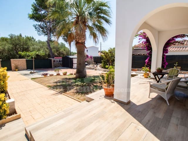 3 soveværelse Villa til salg i Cala'n Porter, Alayor / Alaior med swimmingpool garage - € 780.000 (Ref: 9962321)